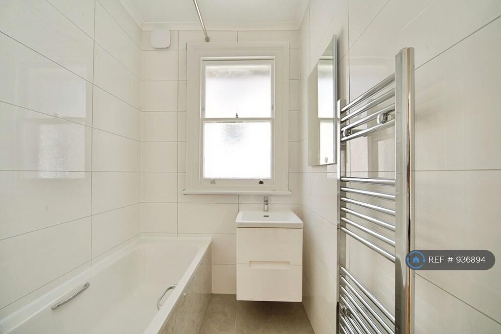 Upstairs Bathroom