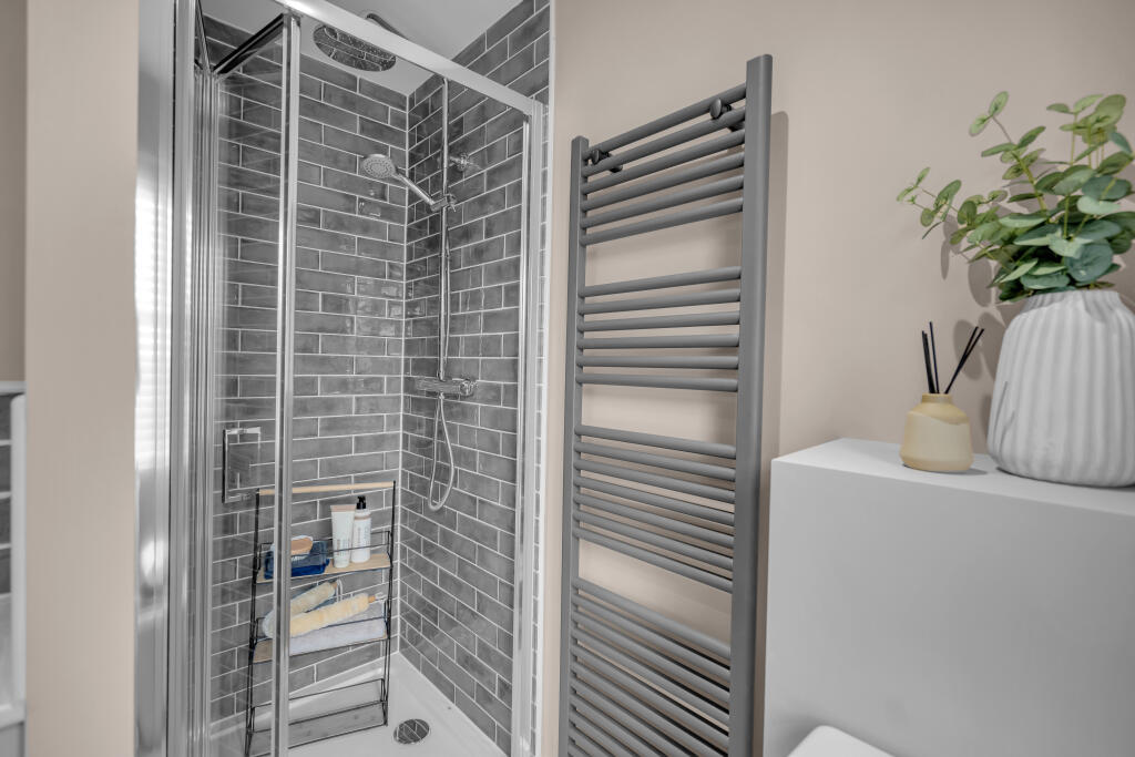 Example En-Suite