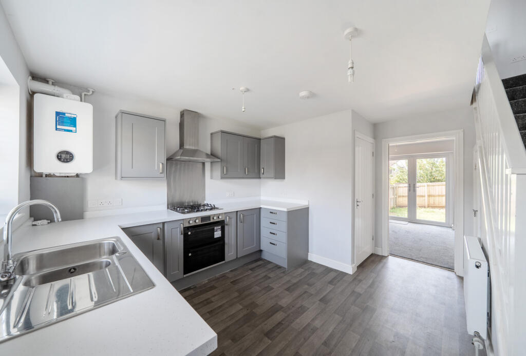 1342152-8-689f1f4...