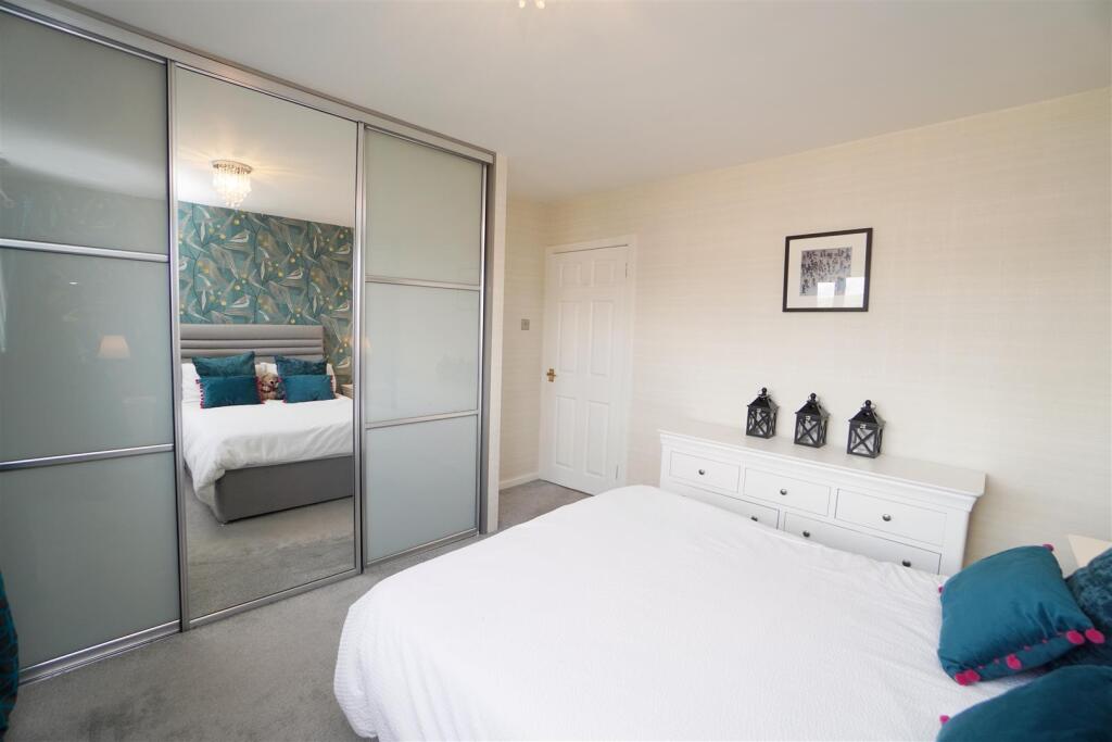 bedroom(1).jpg