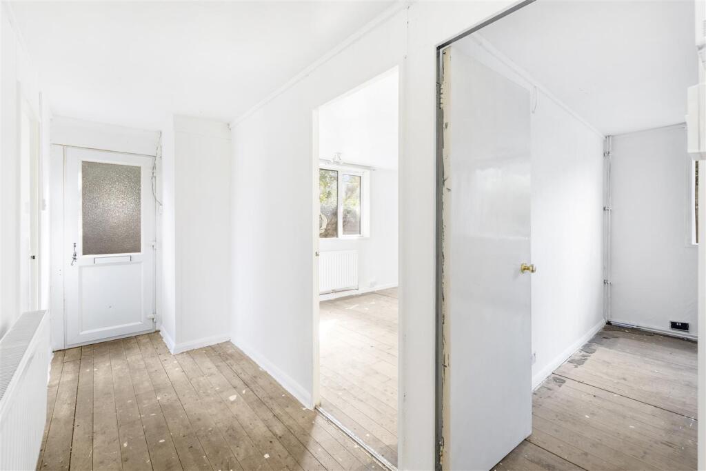 90 Carlton Road (Boston)-10.jpg