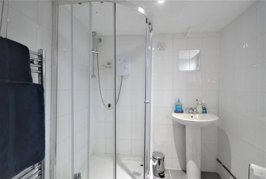 Bedroom Four Ensuite