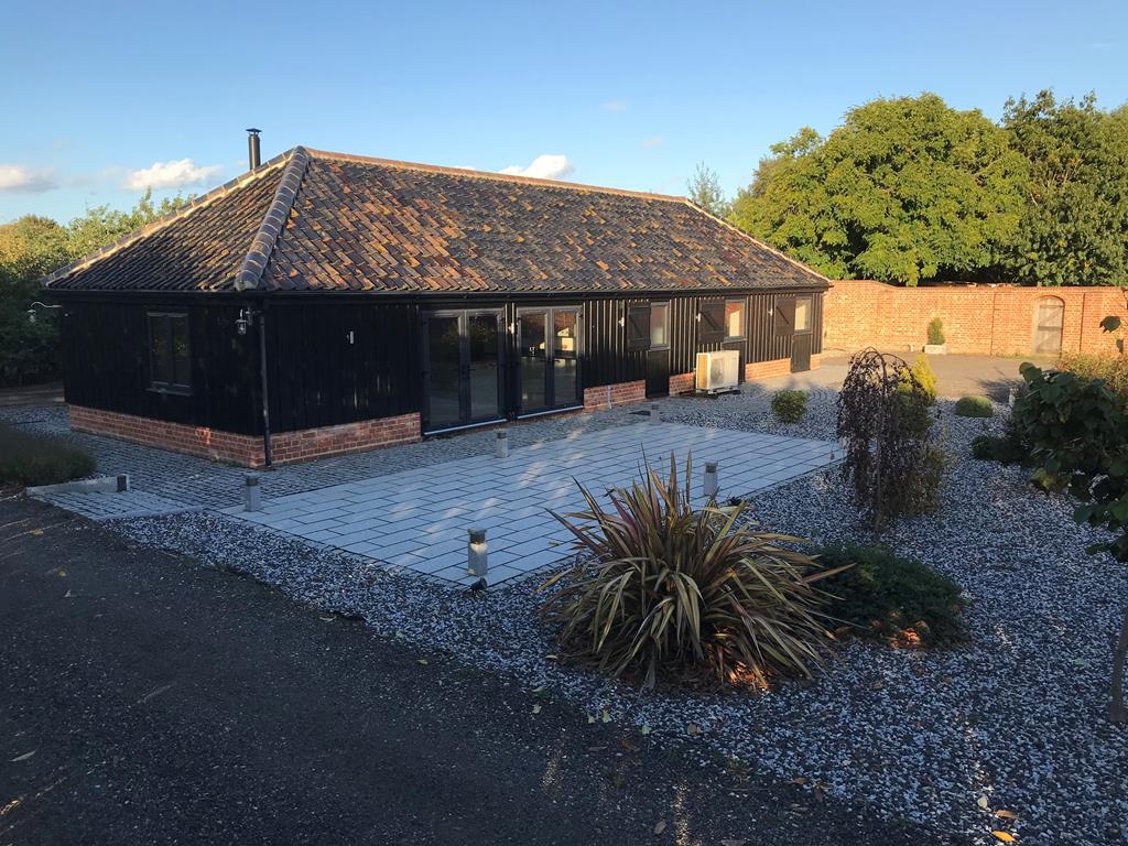 Shotley Road, Chelmondiston, Suffolk, IP9