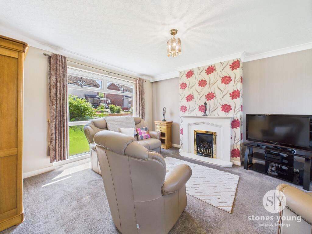 Lounge / Dining Room