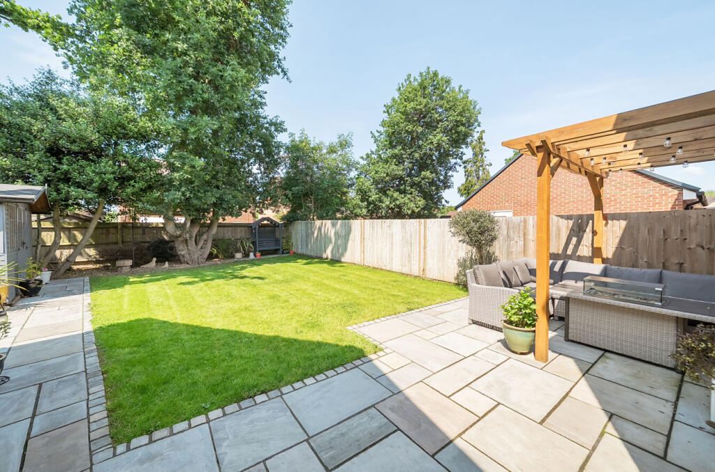 1309693-12-684c45...