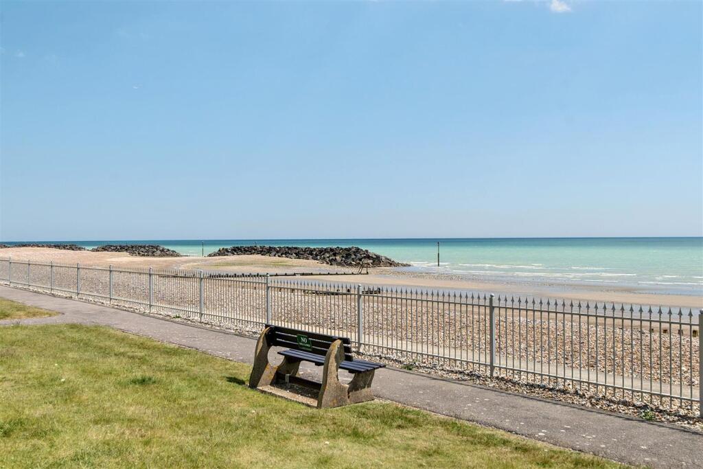 Middleton Beach (end of the road)