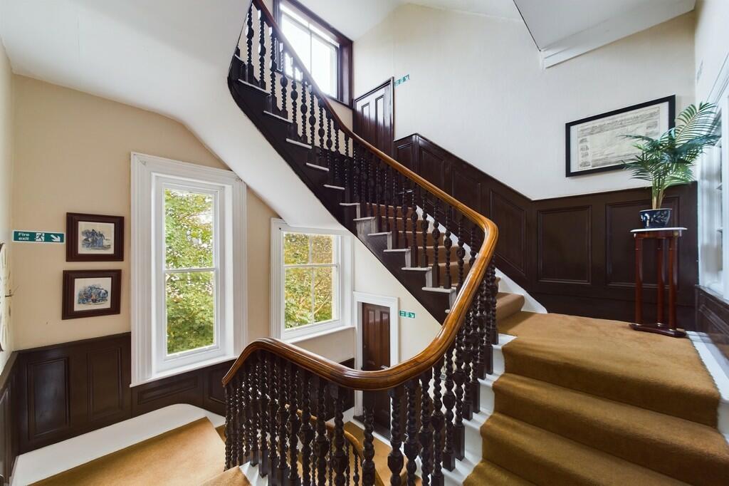 CAM01085G0-PR0424...