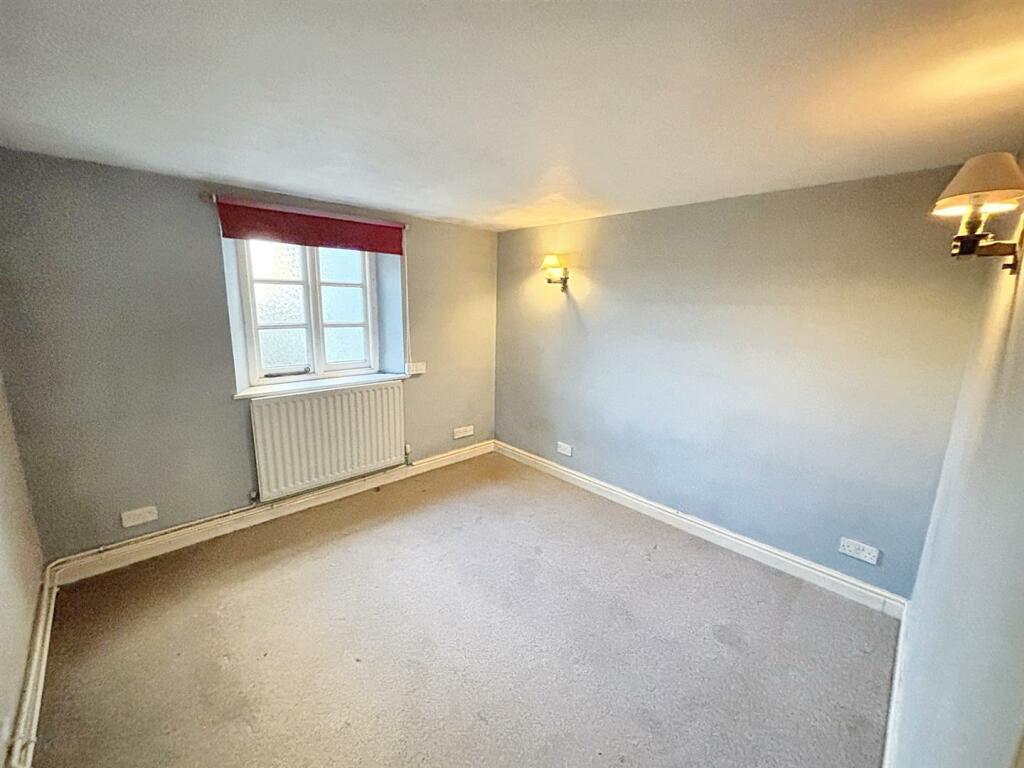 Dining room.jpg