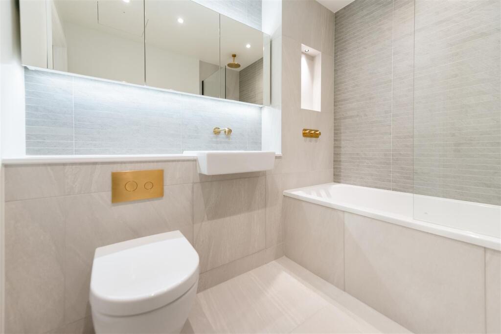 Bathroom  .jpg