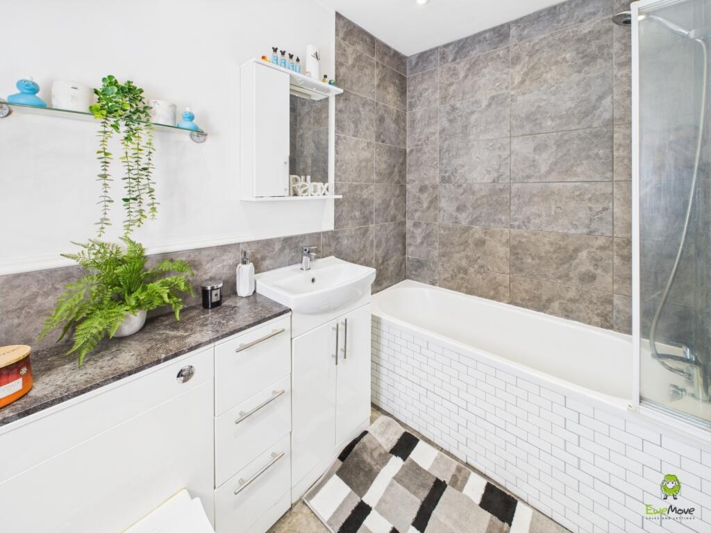 Presented by Robert at EweMove Bexleyheath and Dar