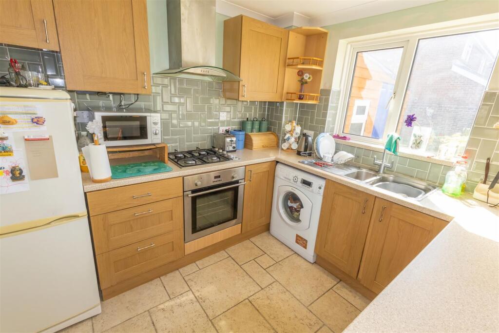 Kestrel Close-16 - t.jpeg