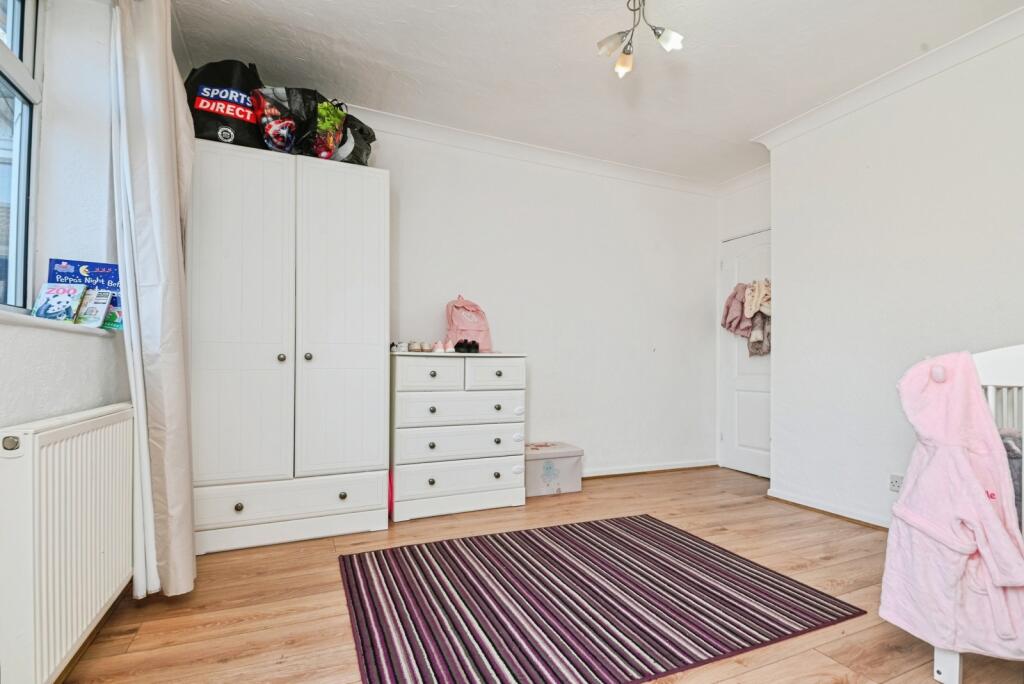 Dining Room/Bedroom4