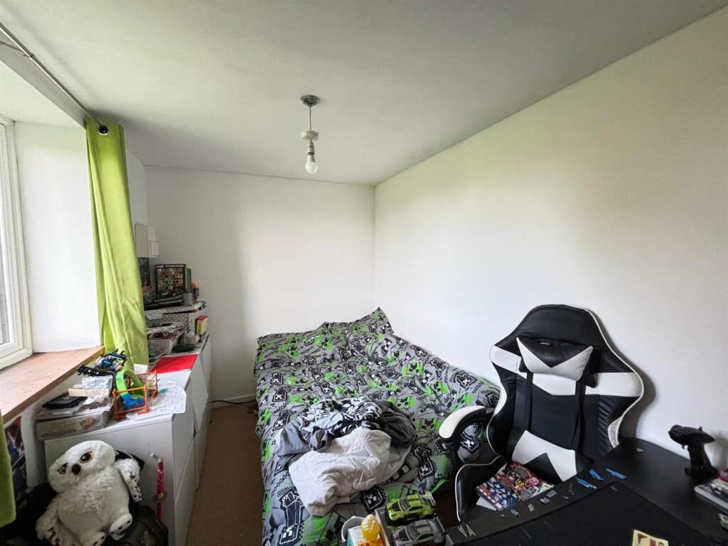 Broadmead Cot 10.jpg