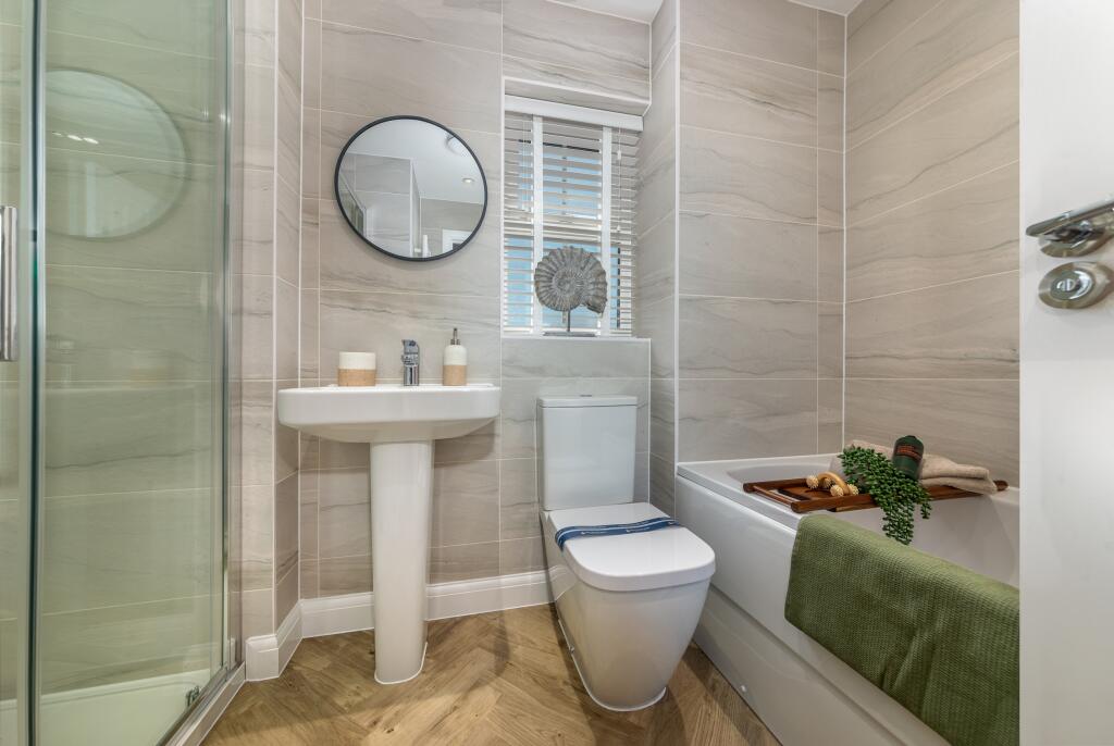 The Pearls Avondale Show Home Family Bathroom