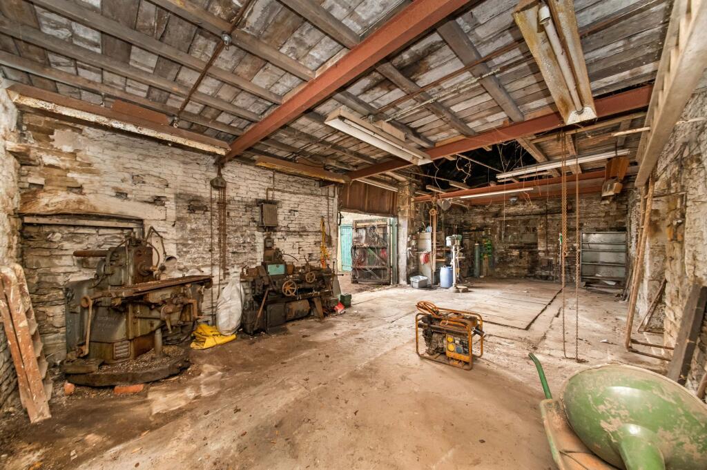 THE BARN