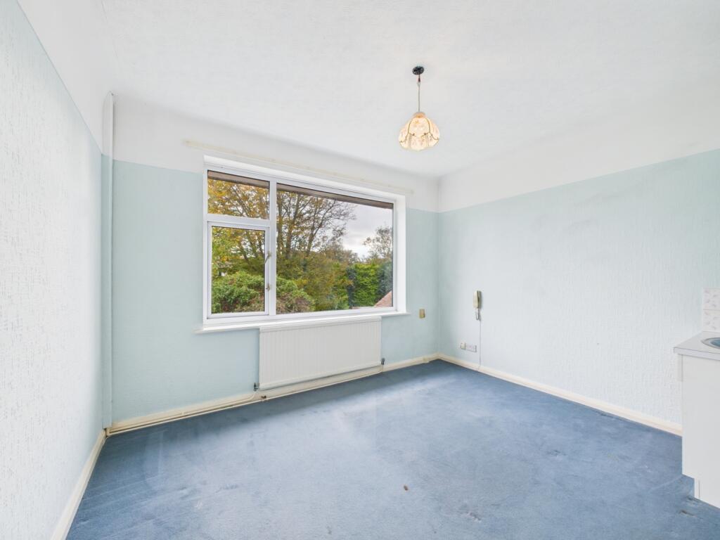 CAM02386G0-PR0147-STILL015 - Copy