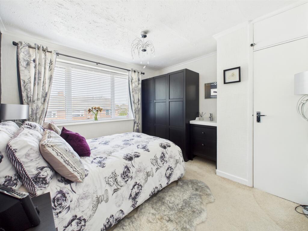 CAM05192G0-PR0053-STILL021