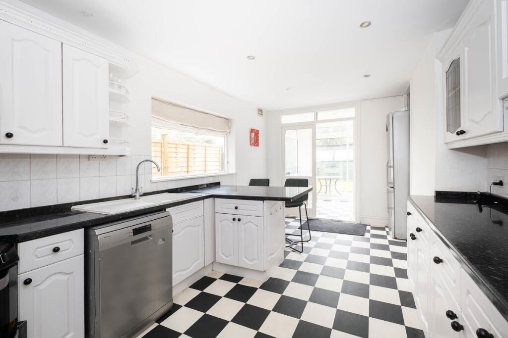 158-clonmore-stre...