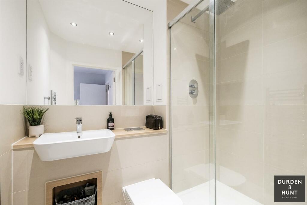 Charlock Close-19.jpg