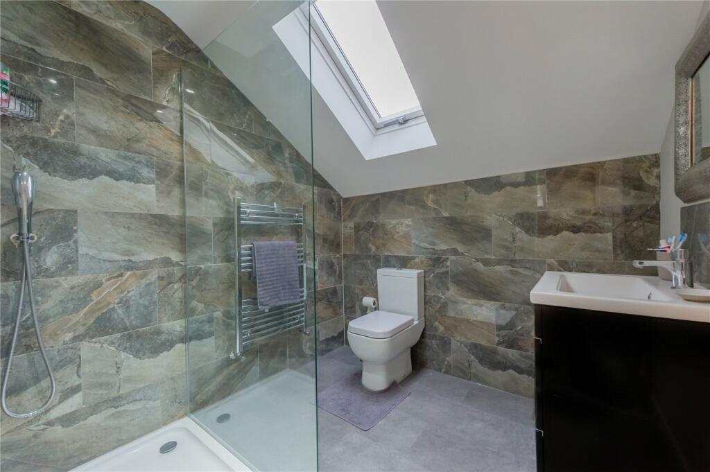 Ensuite Bathroom