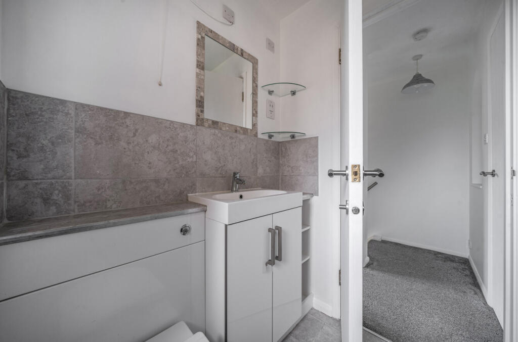 1374115-19-6903b3...