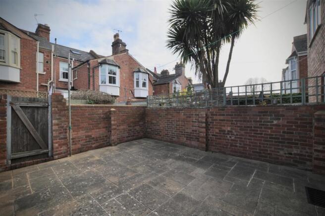 61 St Leonards Road - 12.jpeg