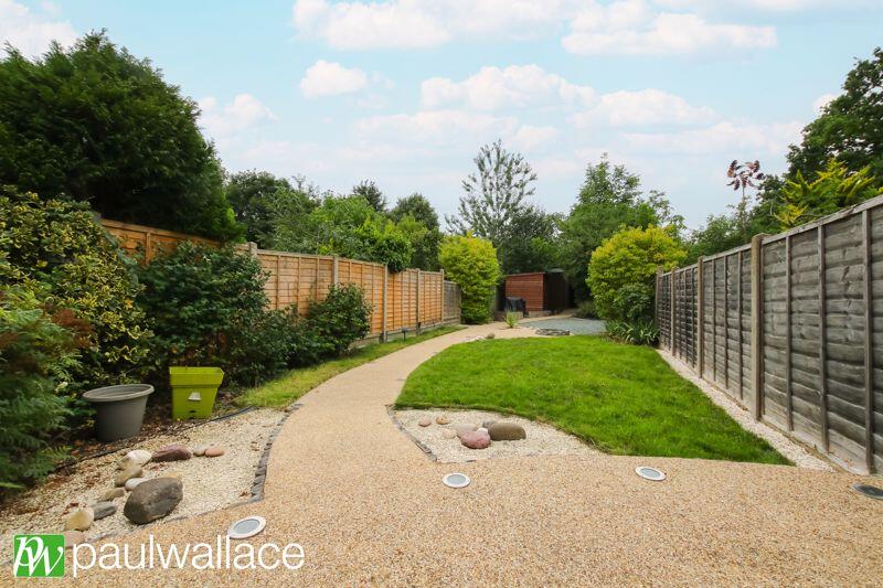 120' Rear Garden