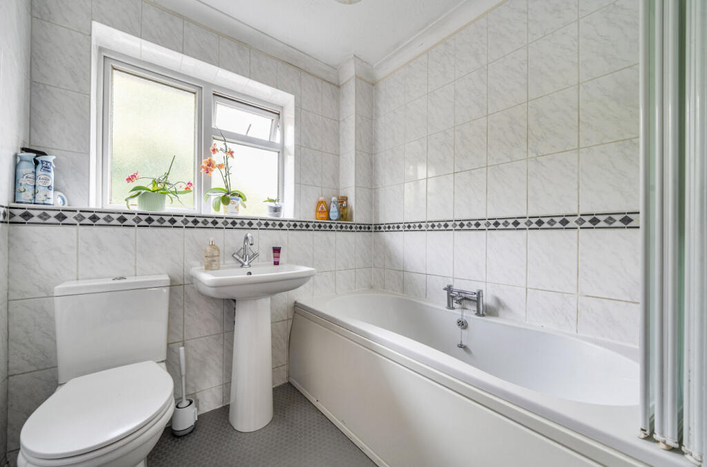 1318862-18-6863a8...