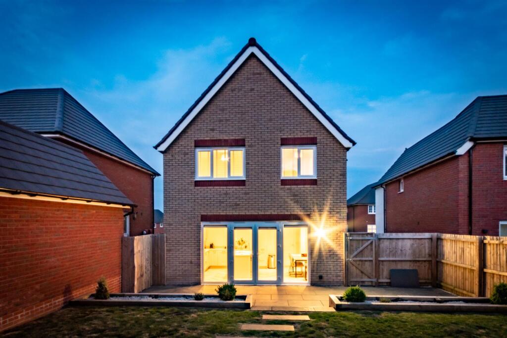 5 Rutherford Drive-02.jpg
