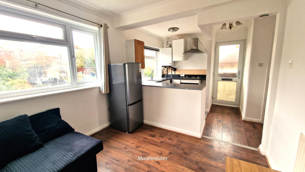 2 Bedroom First Floor Maisonette