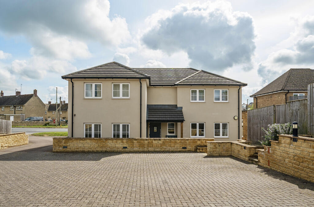 Rear Aspect