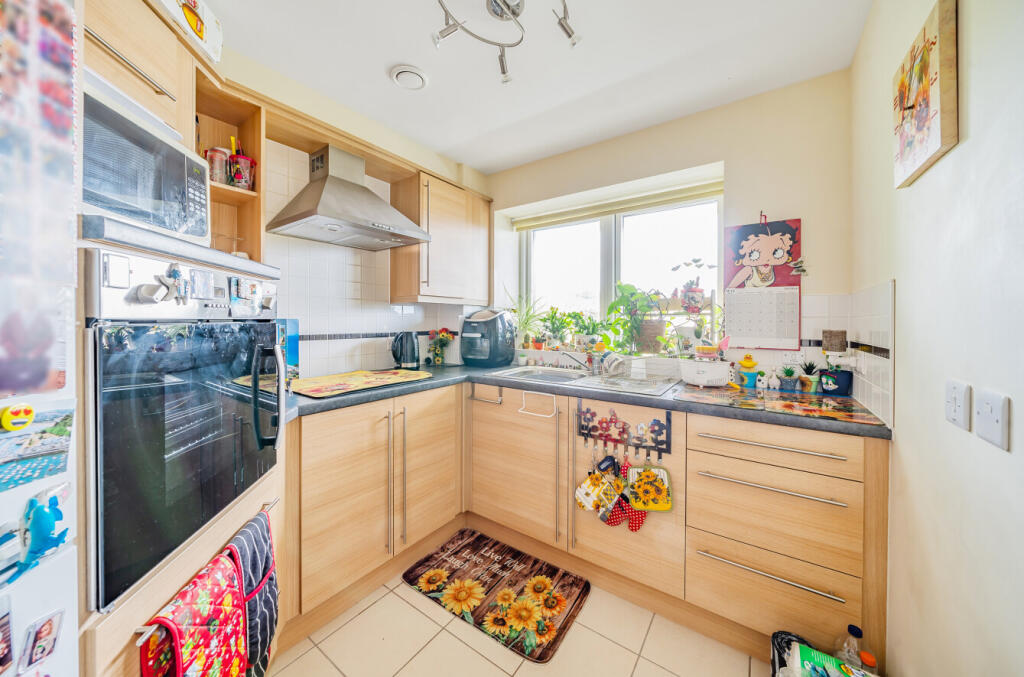 1295316-14-682de9...