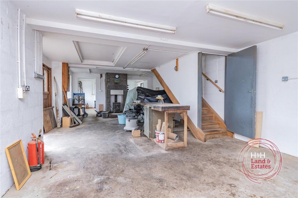 Barn / Workshop