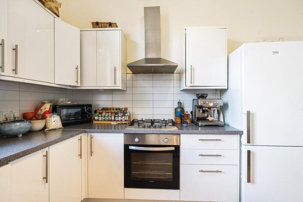 Kitchen/Dining Space