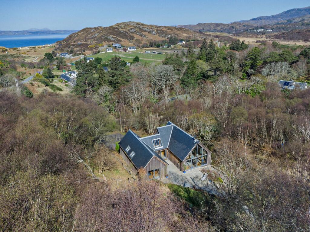 Morar Burn Lodge