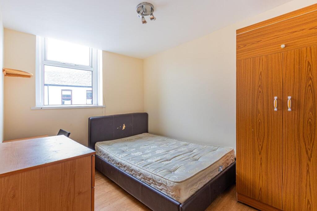 Rhymney Street 70 (16 of 18).jpg