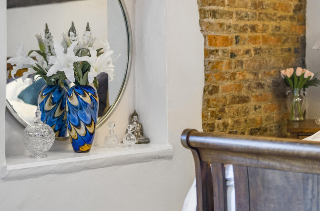 1295066-28-682784...