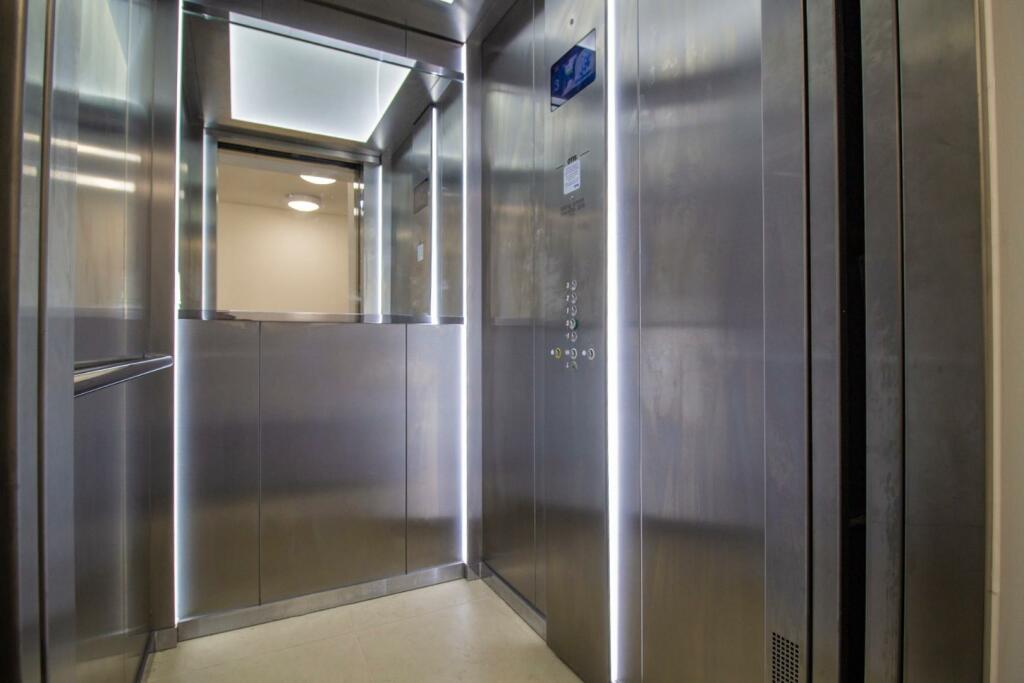 106 Miller's Quarter, Bury St. Edmunds [Elevator].