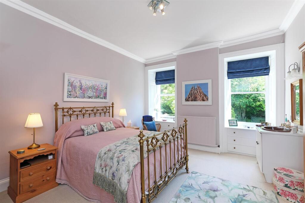 Brockwell House P.54.Photoneg.co.uk.jpg