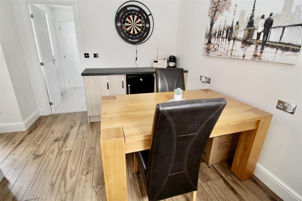 Annex Studio Bedroom/Further Reception