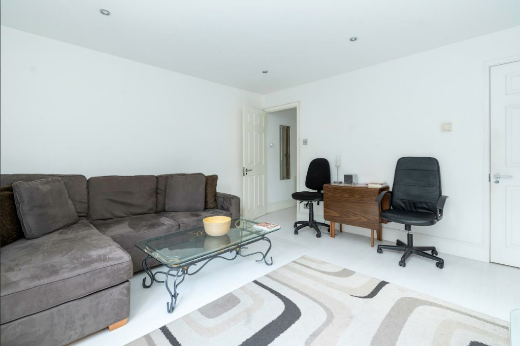 Living Room Photo 2.PNG
