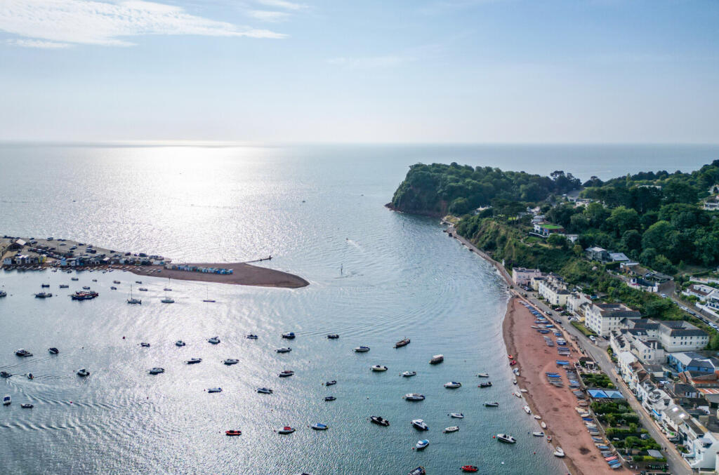 1335581-3-6899d7e...