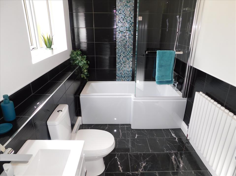 Ground floor Bathroom