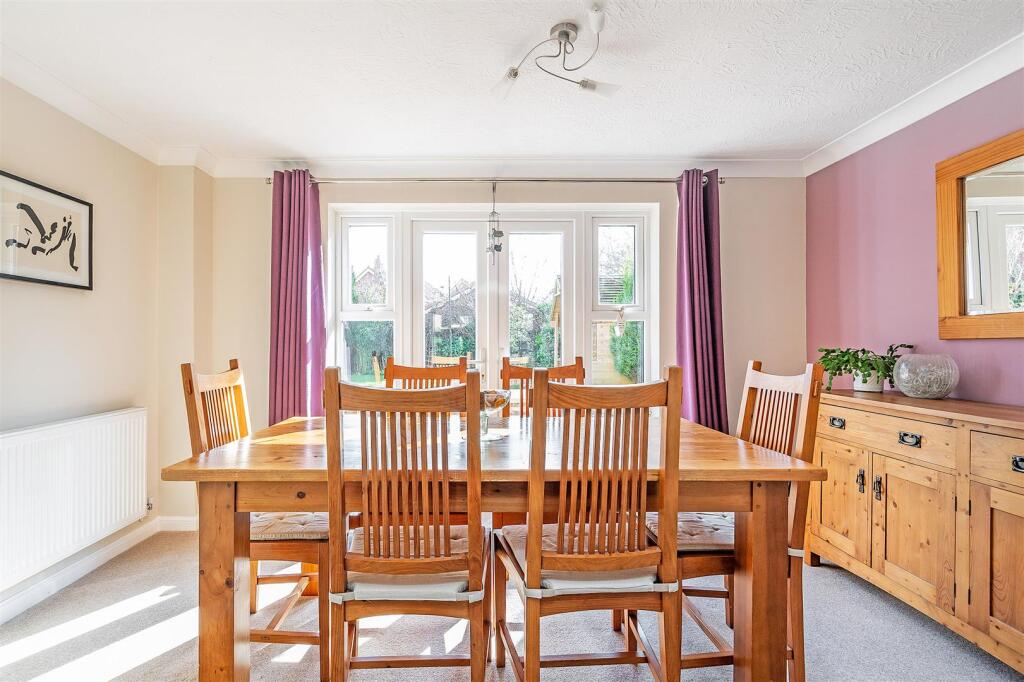 34 Whitefields Gate_90.jpg