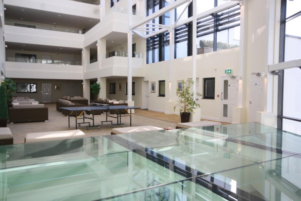 Atrium (2) 