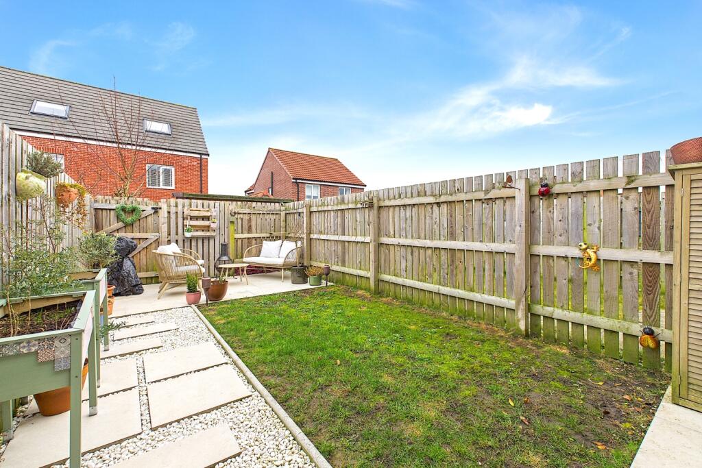 2 English Mews - Garden1