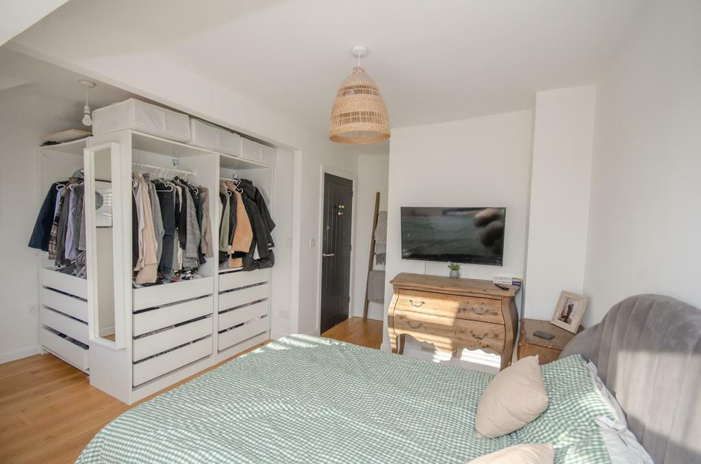 Bedroom one pic 3.jpg