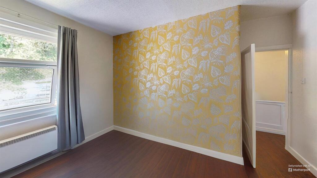 3-Lumb-2-Bedroom-Defurnished 1.jpg