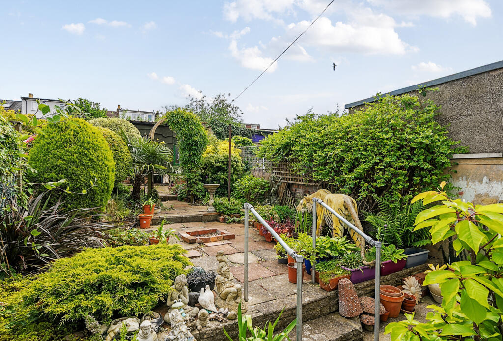 9-682344381db5c-1...