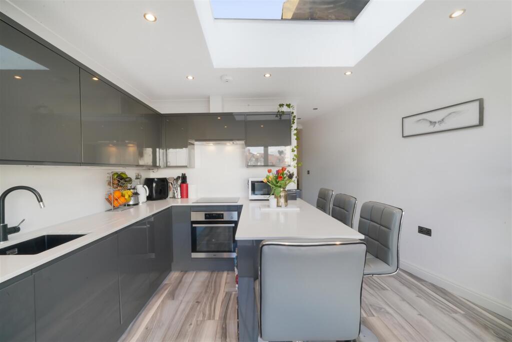 172 Watford Road - TEcu8p4o1nsyWkMqwM8Q.jpg